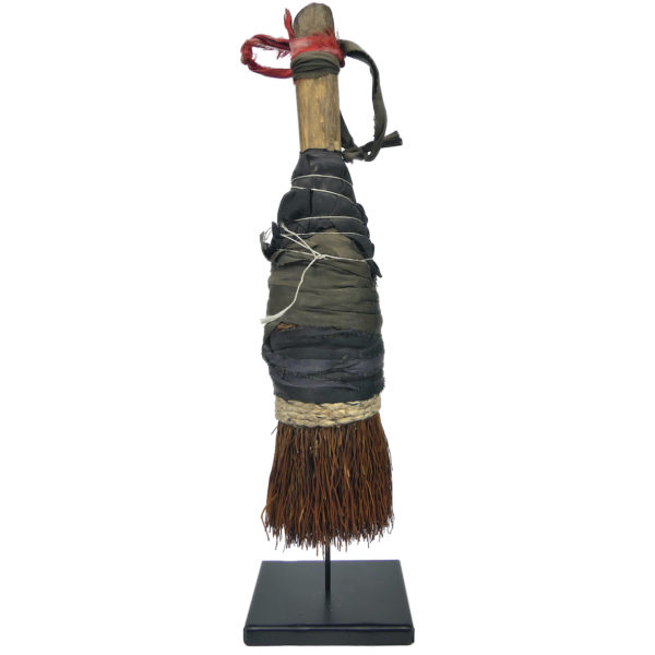 Pinceau brosse chinois ancien sur socle métallique noir Calligraphie chinoise (face)