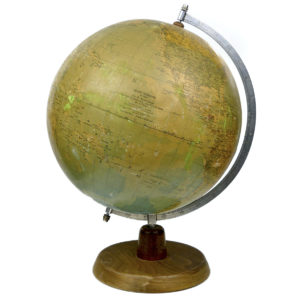 Grand globe terrestre de bureau vintage de Räth fabriqué en Allemagne de l'Est RDA (profil)