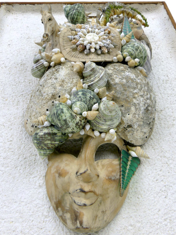 Masque de coquillages encadré Déco rétro vintage Souvenir de la mer (détail)