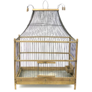 Grande cage à oiseaux ancienne fabriquée à la main en bois et fer Artisanat populaire (face)
