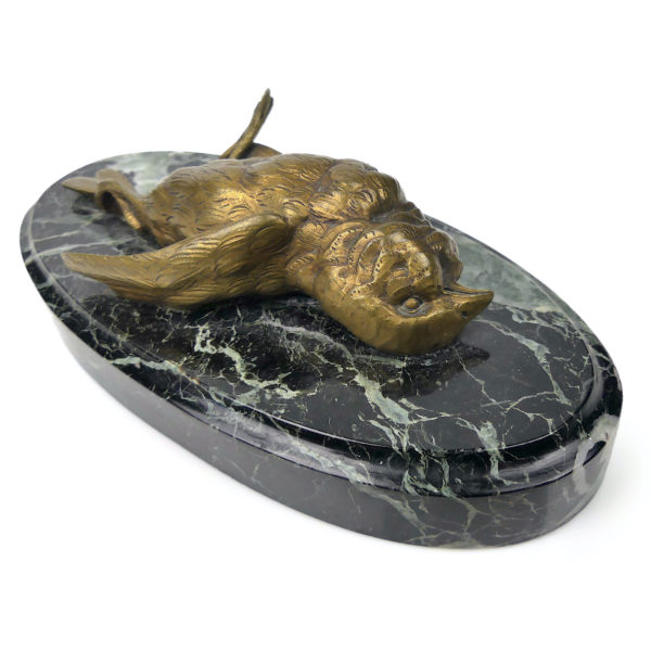 Bronze d’oiseau mort signé Paul Comoléra sur plaque de marbre Bronze animalier XIXe (dessus 3/4)