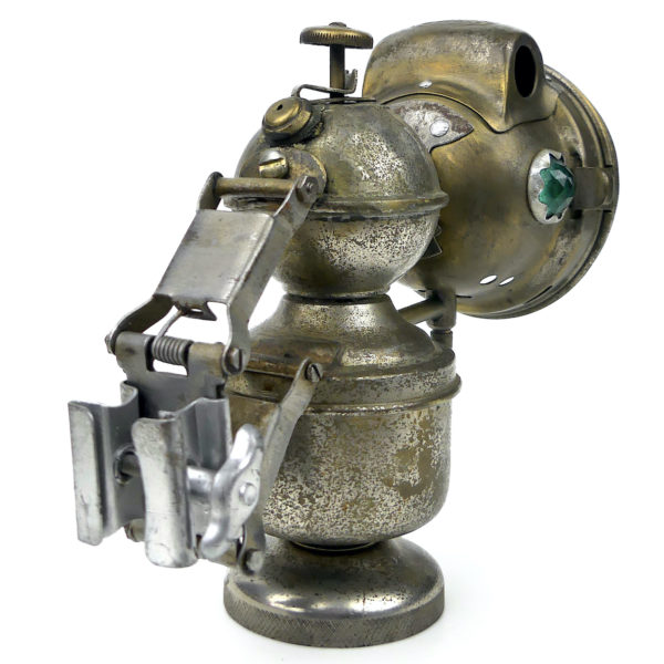 Lampe à carbure acétylène ancienne LUXOR en laiton nickelé pour bicyclette (dos 3/4)